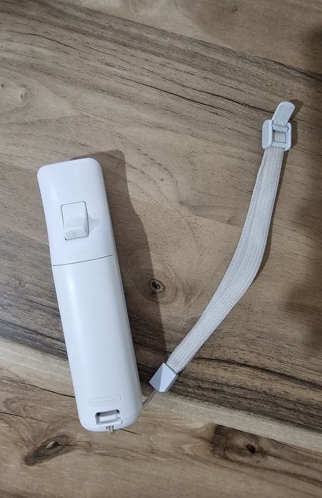 Wii контролер с Motion Plus, оригинален Nunchuk и силиконов калъф