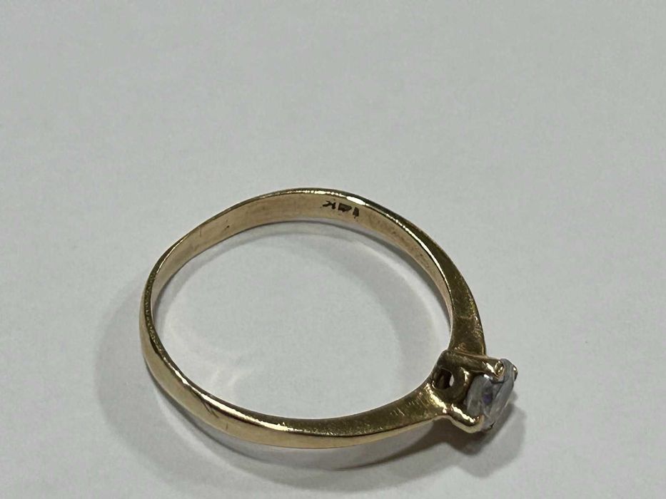 Златен пръстен 14 К 585 /2,18 гр.