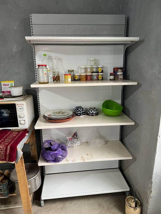 Полки для магазина