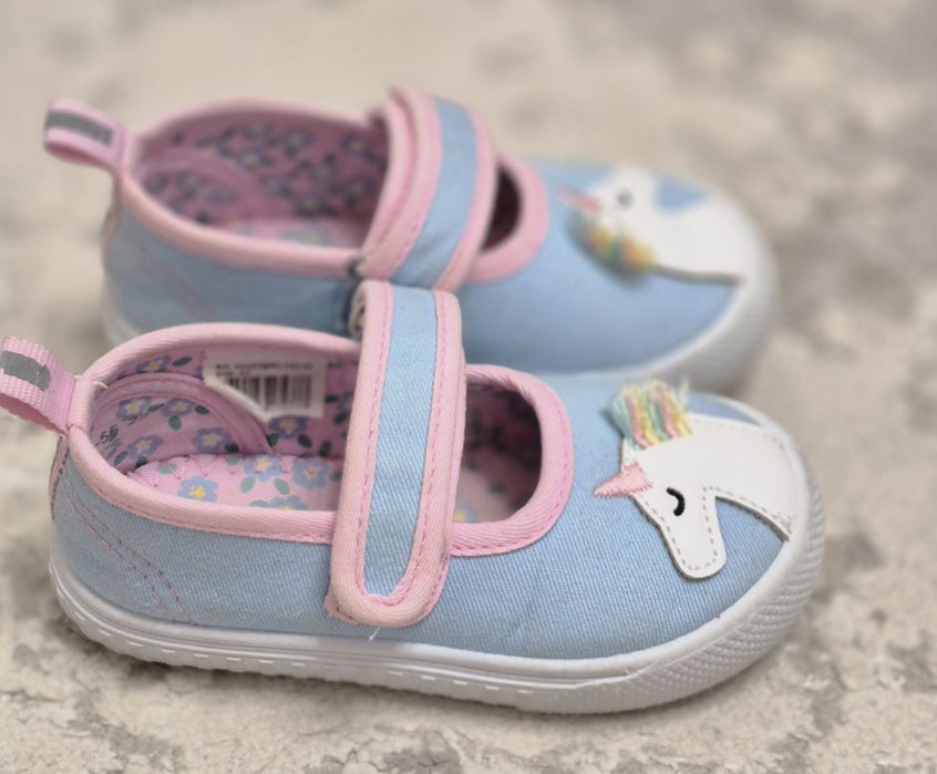 Продам обувь для девочки!