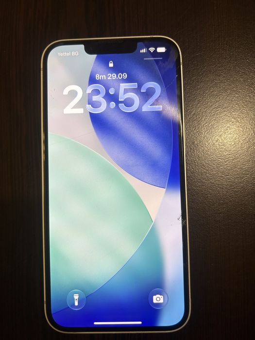iPhone 16e  - в гаранция