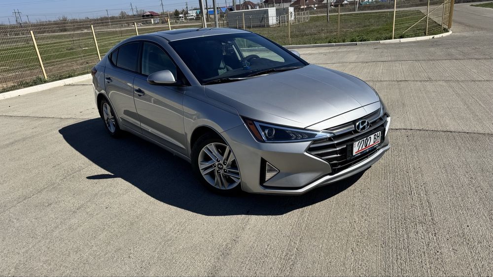 Машина Хюндай Элантра