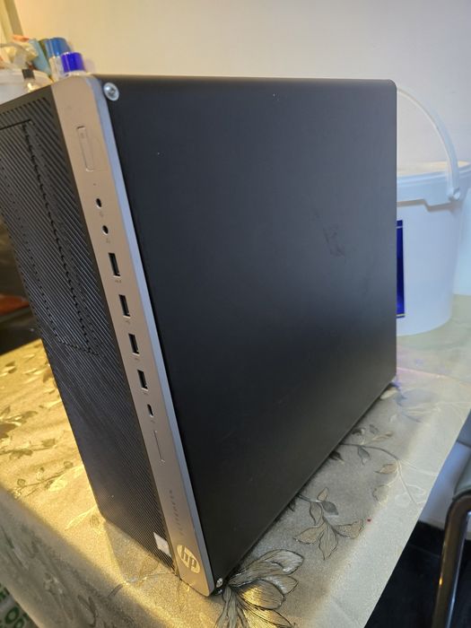 Sistem Complet PC hp EliteDesk 800 G4 tower | Monitor 24" IPS | i3 Gen