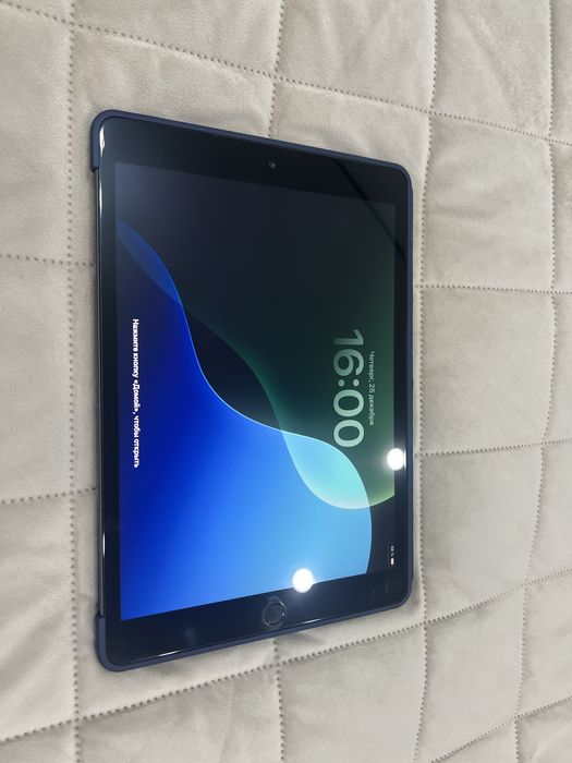 IPad 7th 128 гб 7 поколение