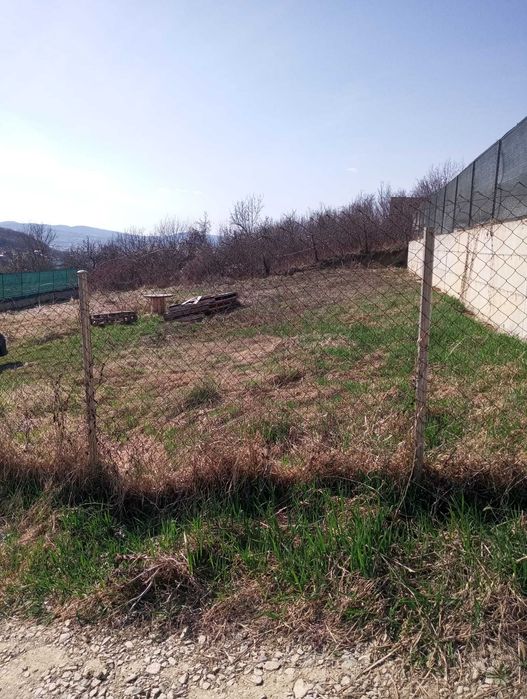 Vând teren intravilan strada Codrului Nr 17D Bistrița