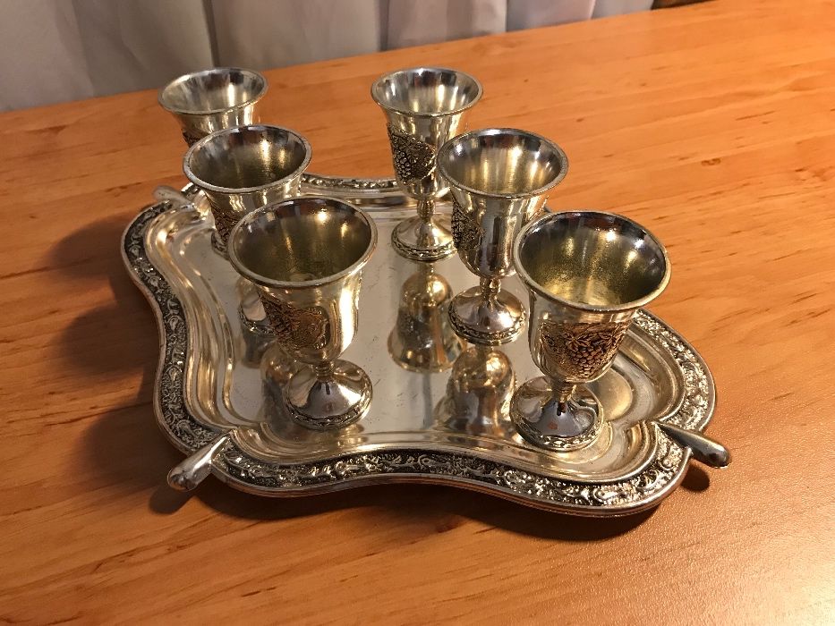 Руски посръбрен сервиз