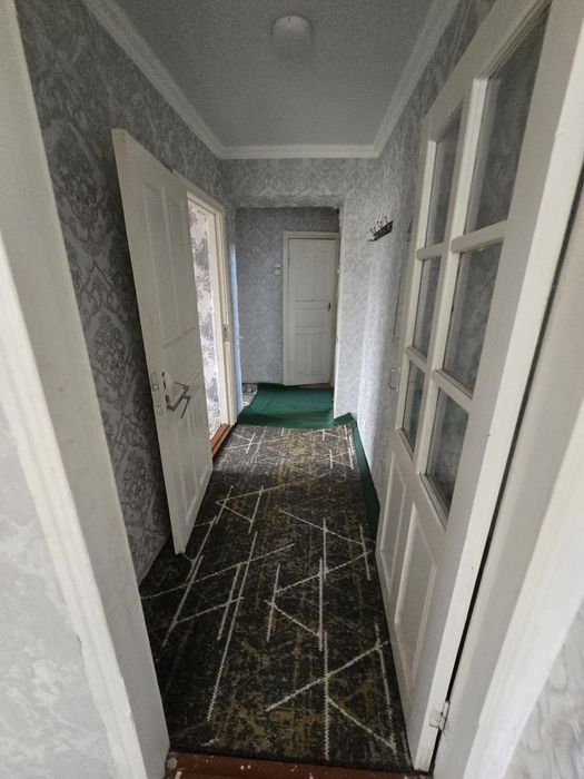 Аренда 2 хона 3 этаж микрорайон бозорча ёнида