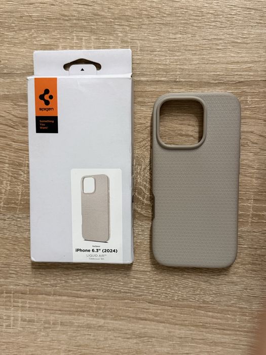 Чехол Spigen Iphone 16 Pro