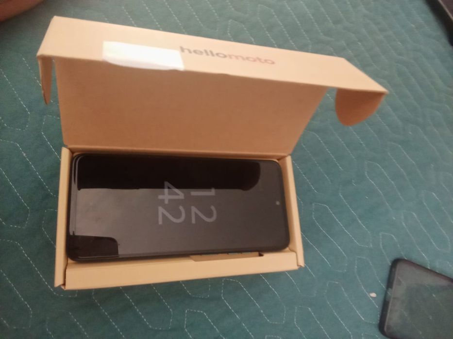 Motorolla g05 телефон 8/256 гб