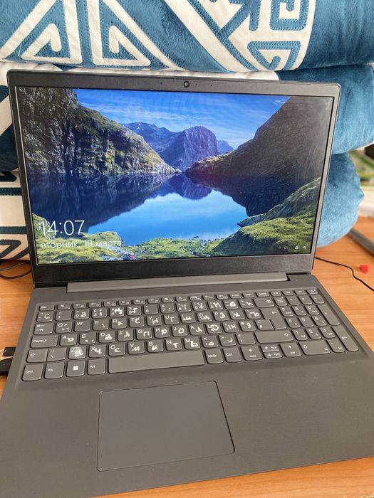 Ноутбук Lenovo