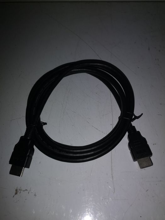 Чисто нови HDMI кабели