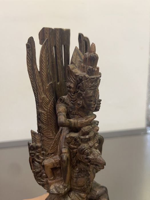 Statueta sculptată manual anul 1880-1920 ,vishnu garuda krishna