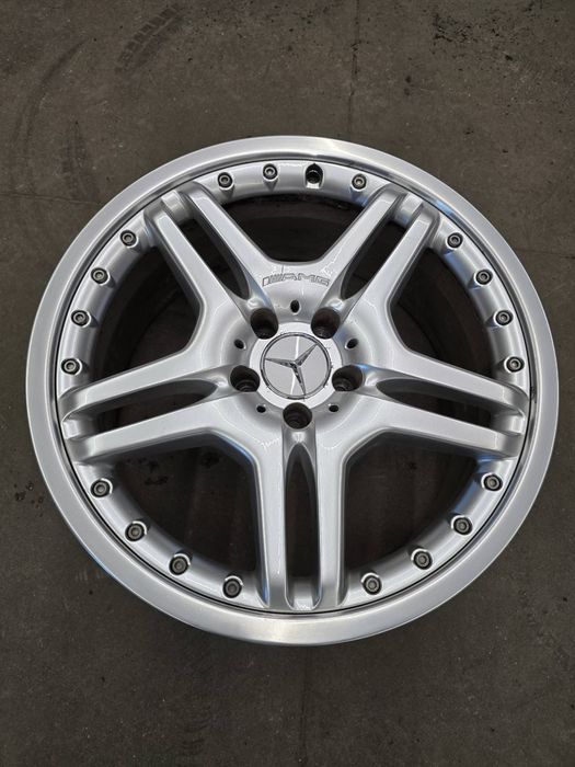 Оригинални двукомпонентни AMG  джанти 19 цола W211 W219 W230 
Мерцедес