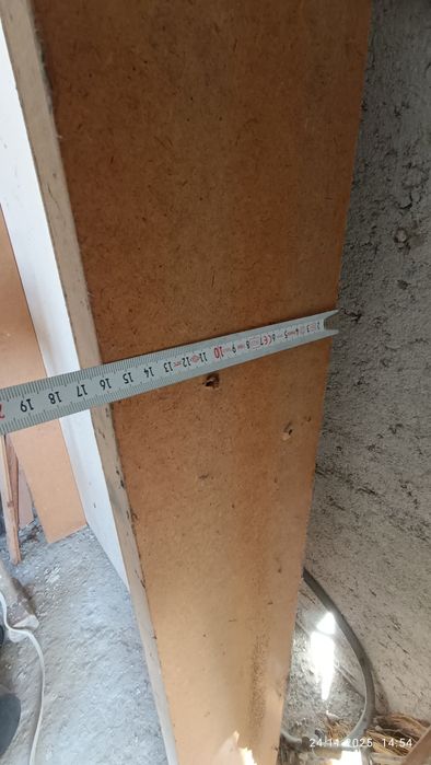 Продавам врата с каса