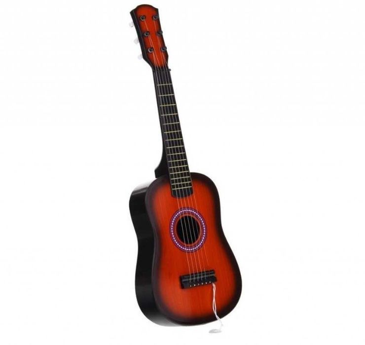 Детска дървена класическа китара - инструмент за малките музиканти