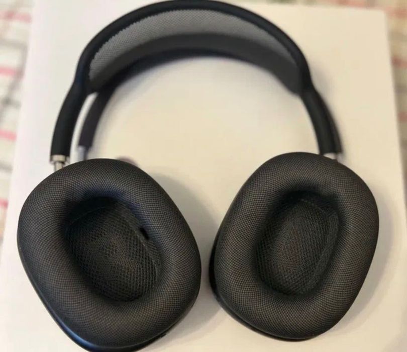 airpods max gen 1