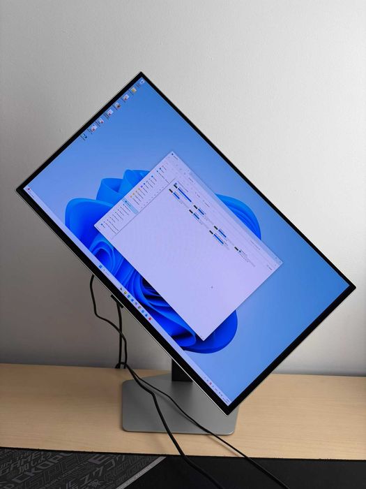 Samsung Odyssey G6 G60SF, Monitor Gaming 27" OLED cu refresh de 500Hz