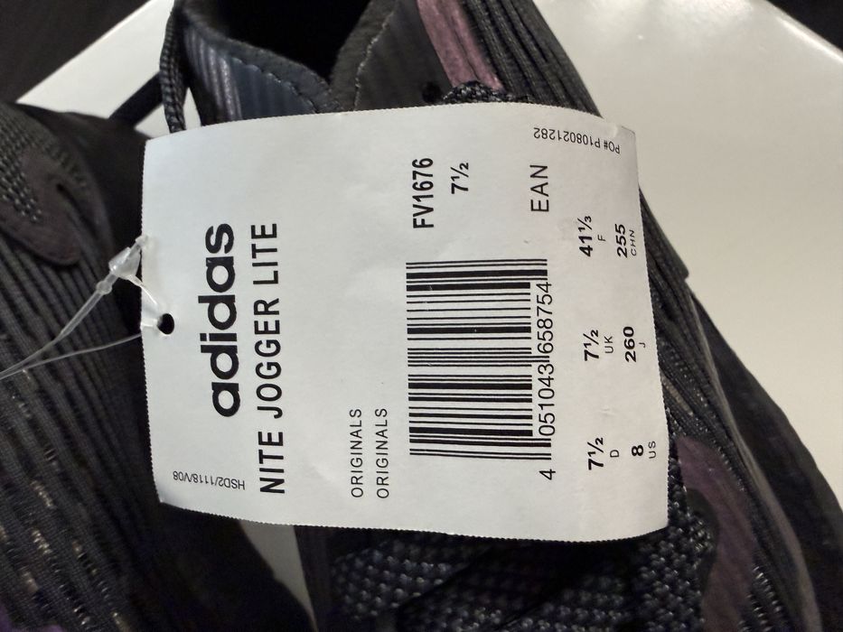 Adidas marimea 41 Produs nou!