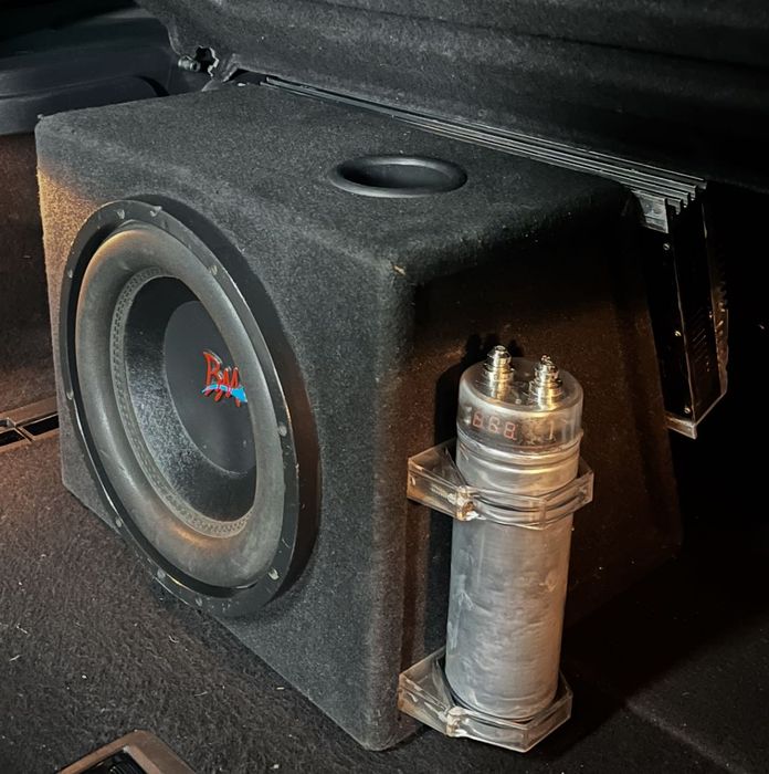 subwoofer cu amplificator 
Blaupunkt Velocity VR450