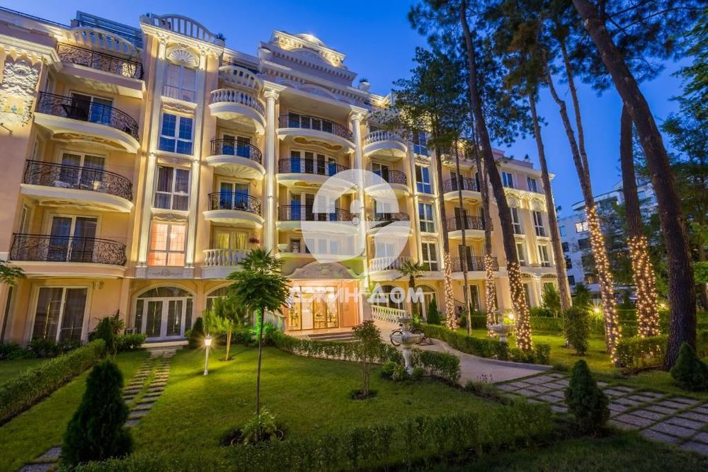 Паркомясто в подземен гараж в к-с „Венера Палас“, к.к. Слънчев бряг