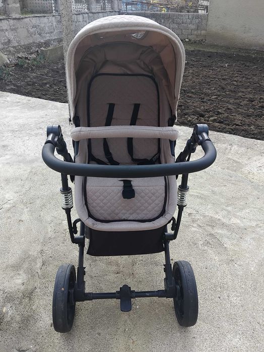 Количка 2в1  много запазена