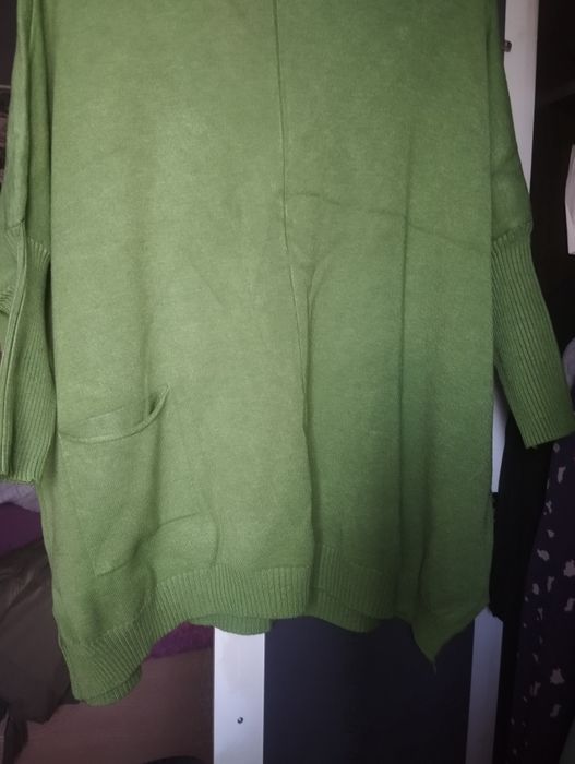 Продам недорого вещи