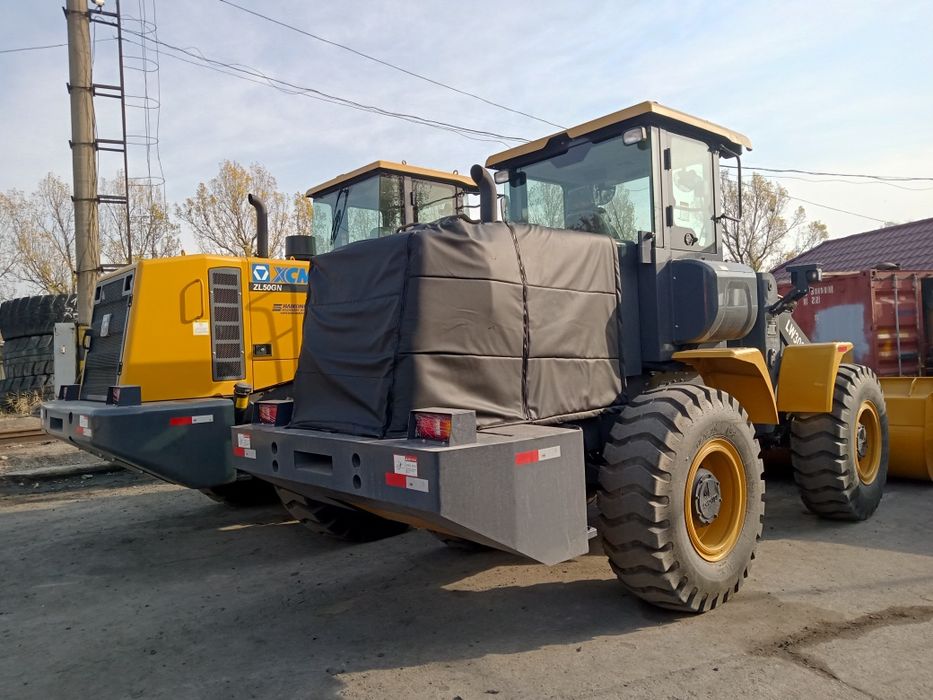 Утеплитель капота на спецтехнику