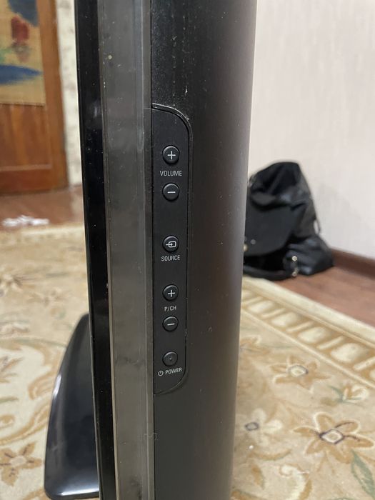 Телевизор Philips 32” Full HD