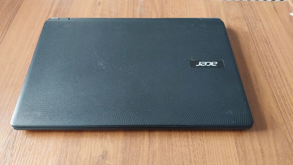 Acer noutbuk srochna satiladi pamyat 528 gb SSD 128/ OZU 4