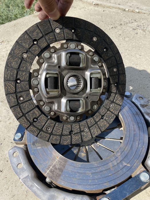 Выжимной подшипник, диск сцепления