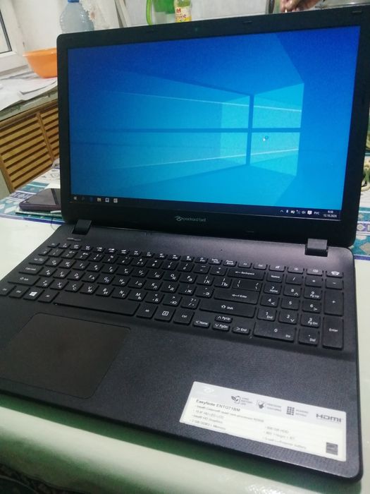 Ноутбук Acer 4 ядра.
