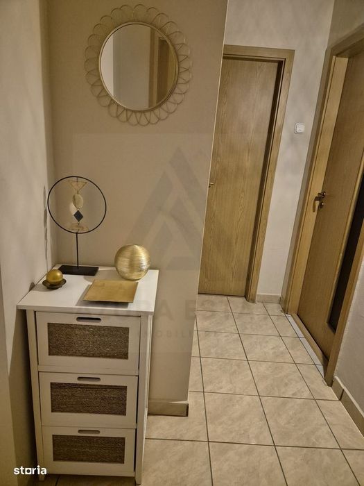 Apartament 3 camere 65 mp utili bucatarie inchisa pivnita Vasile Aaron