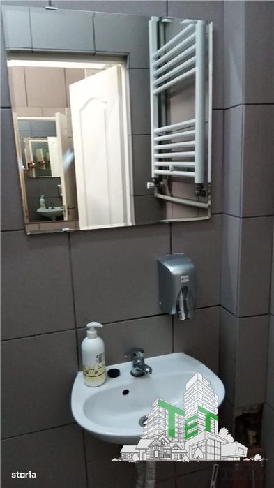 Casa 6 camere de inchiriat , activitate comerciala sau office , parcar