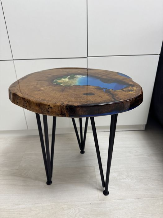 Masuta de cafea din rasina