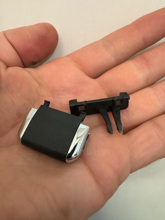 Уплотнительная резинка на двери Тойота Прадо 120 gx470