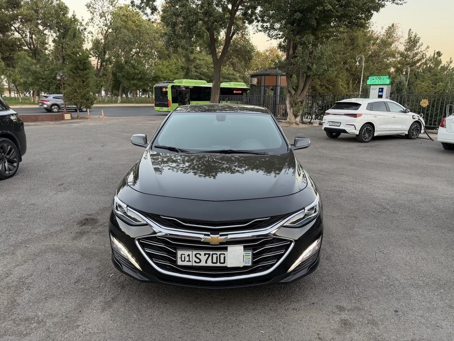 Malibu 2 Premier Qora 2022 Yil Toza