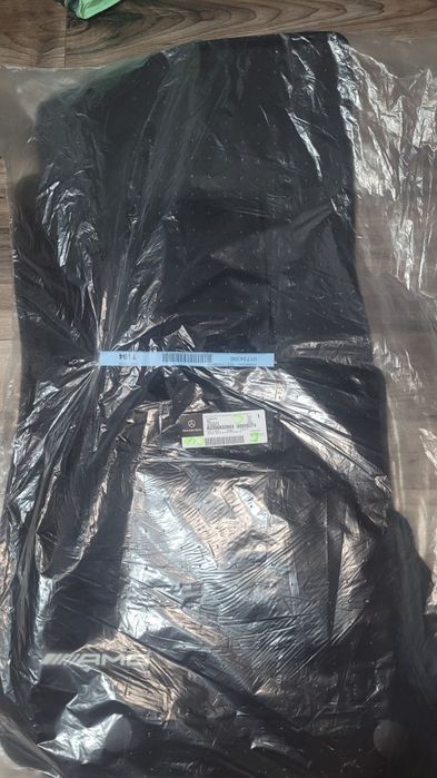 Preș masina Mercedes