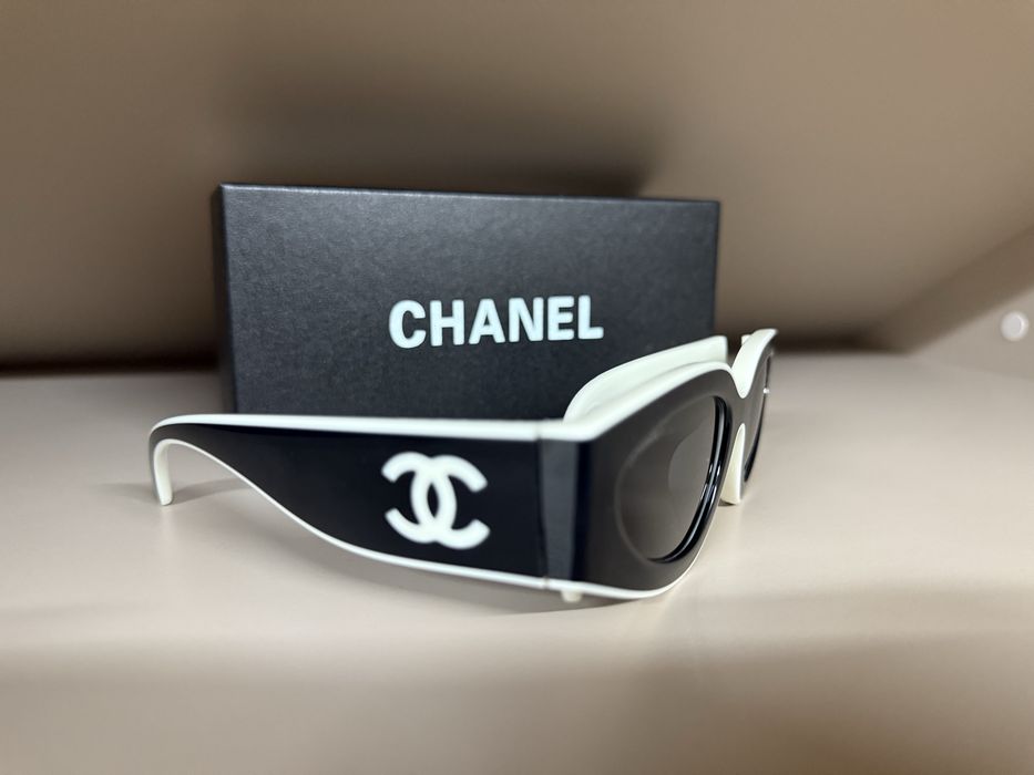 Слънчеви очила Chanel