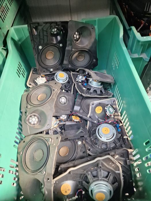 Boxa subwoofer twetere harman kardon bmw f01 f10 f07 f20 f30 f32 f06