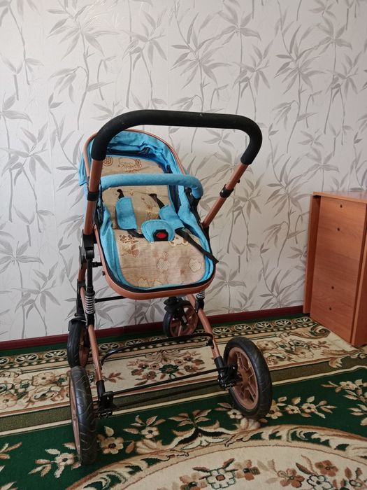 Продам коляску трансформер. Новая