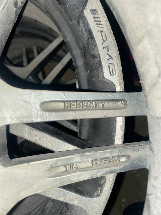 Продам диски на Мерседес R16