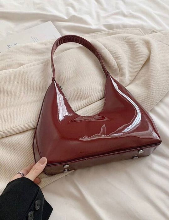 Чанта цвят burgundy