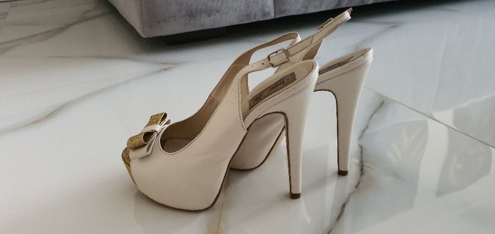 Platforme Christian Albu