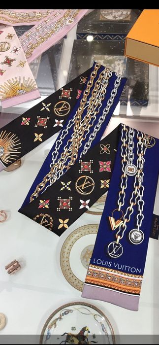 Eșarfă Louis Vuitton model 2025, 8 modele