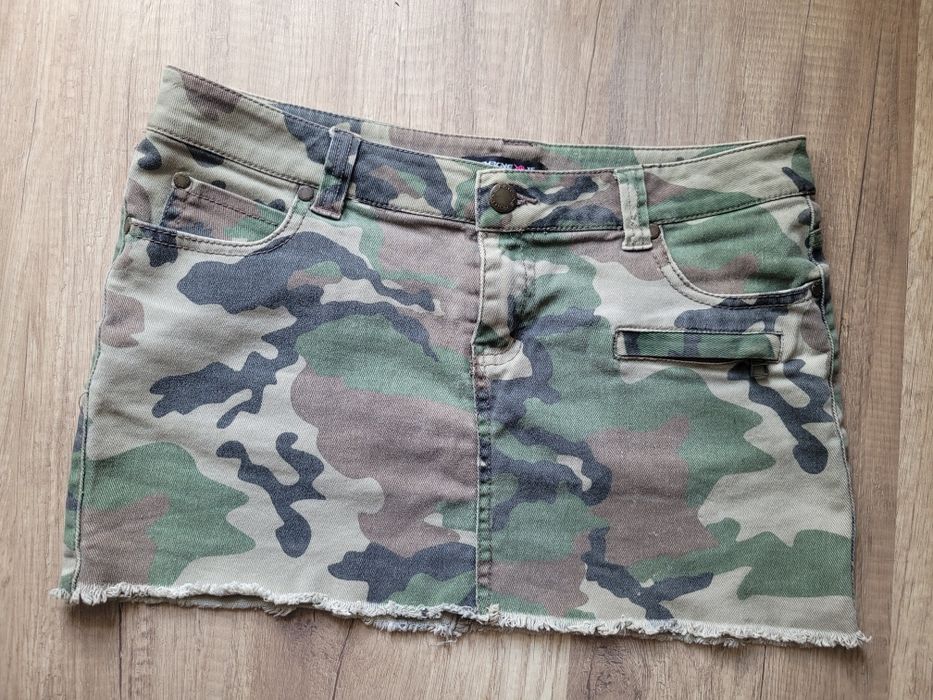 Камуфлажна пола,размер С М