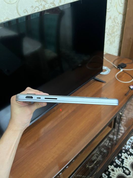 MacbookPro 2021 года 512 гб