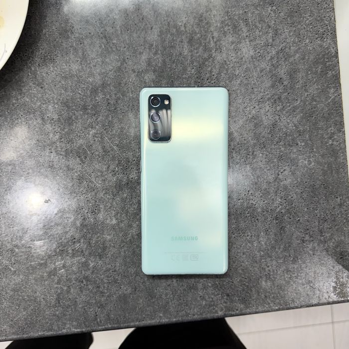 Samsung s20 FE 128 GB