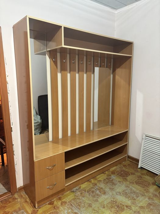 Прихожка, вешалка для прихожки