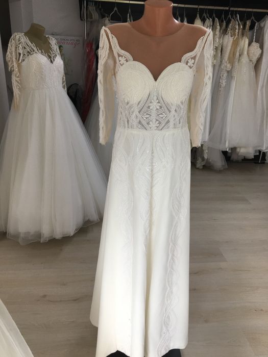 Vand Rochie de mireasa marimea M/L