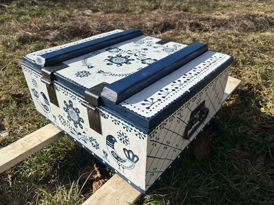 Set 2 Lăzi Pictate Manual – Design Nordic / Măsuțe Cafea / Noptiere